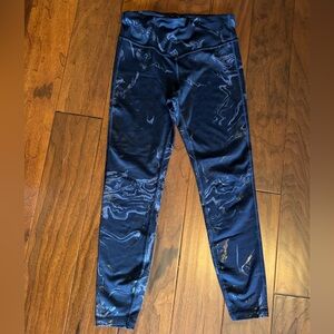 Gap fit Blue Marble Print Leggings